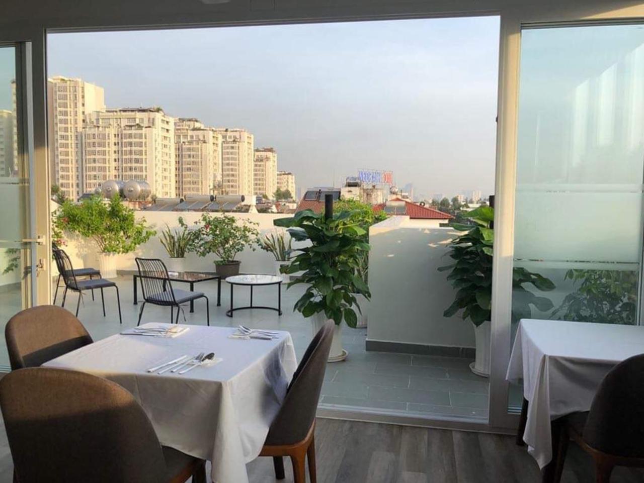 Park Hill Hotel - Phu My Hung Хошимін Екстер'єр фото